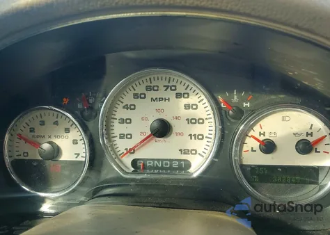 2005 Ford F150 Supercrew из США, поврежденный, VIN 1FTPW12515KB74831